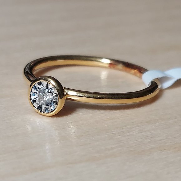 MONICA VINADER Gold Ring with Sparkling Stone - Picture 2 of 2